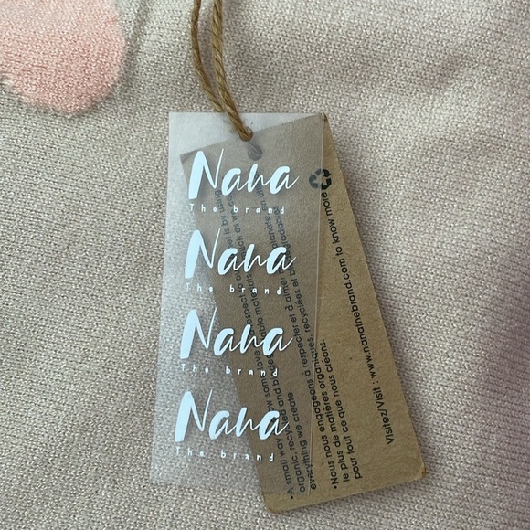 NaNa the Brand Flowers Crewneck Sweater NWT Size XS - Picture 12 of 13